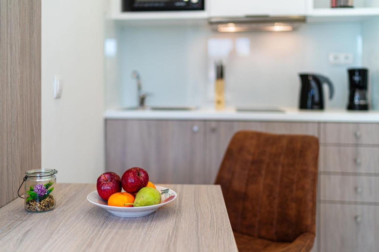 White&Gray Apartment Resmo Dış mekan fotoğraf